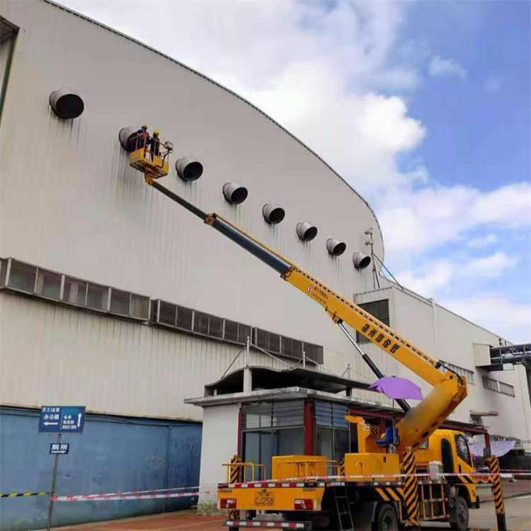 武夷山高空作业车出租服务：专业广告牌安装解决方案